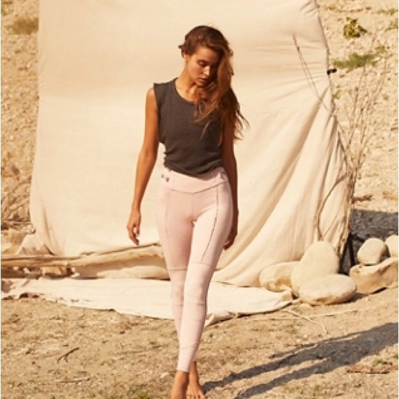 NWT FREE PEOPLE HIGH RISE CATCH ME IF YOU CAN LEGGINGS, DISCOUNTED  DESERT SAGE - Picture 6 of 16